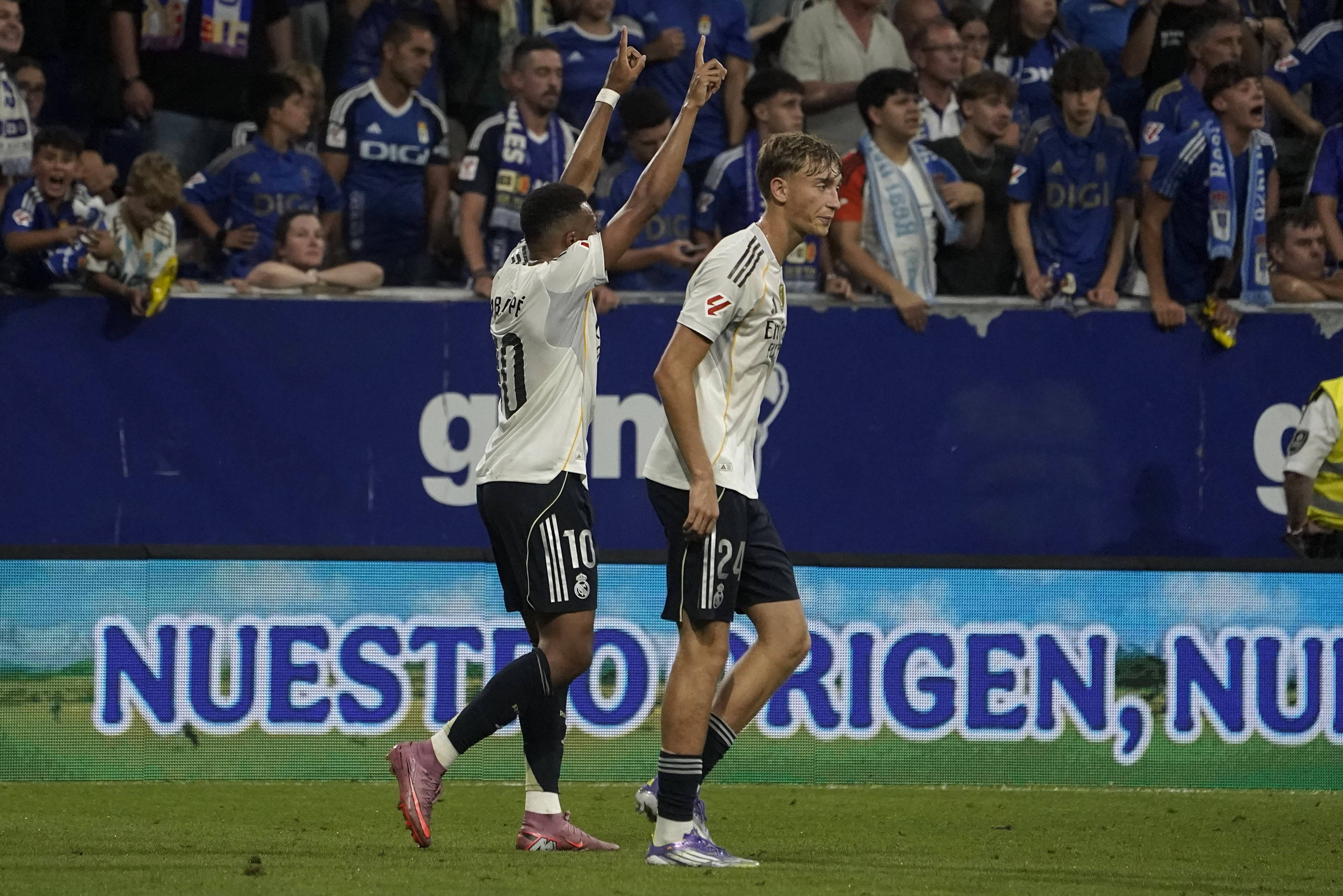 开云体育官网-皇家马德里主场大胜，前锋伊布拉希莫维奇独进两球，势不可挡