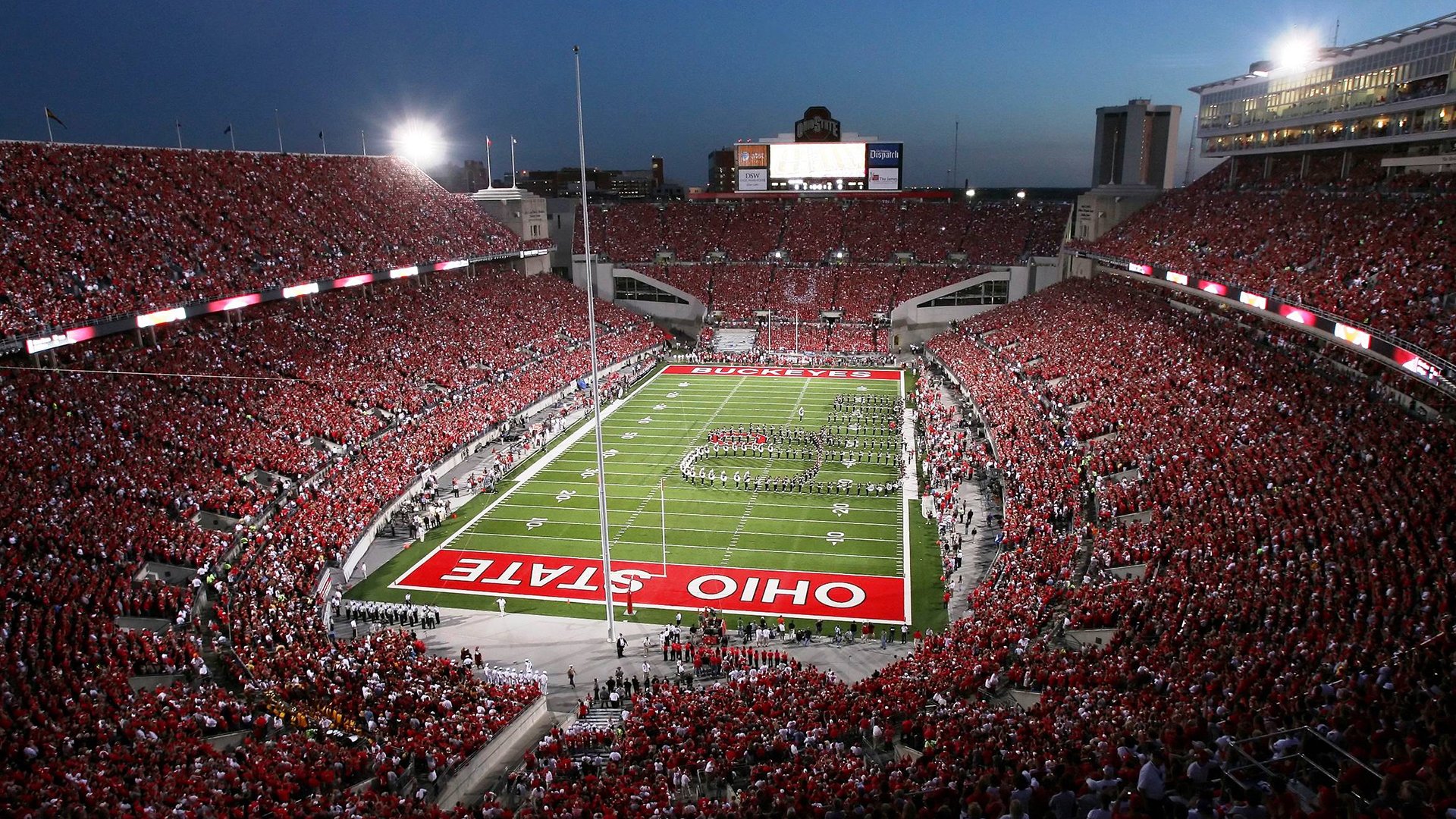 开云体育在线-沙特稳扎稳打力克加拿大，迪马利亚关键战役再现巨星风采—足球世界的双重奏