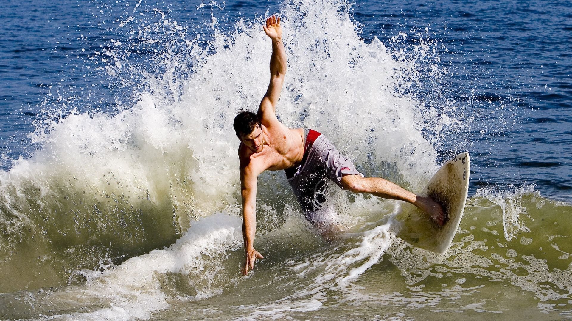 北欧童话终章，瑞士军刀如何斩断丹麦奇迹？