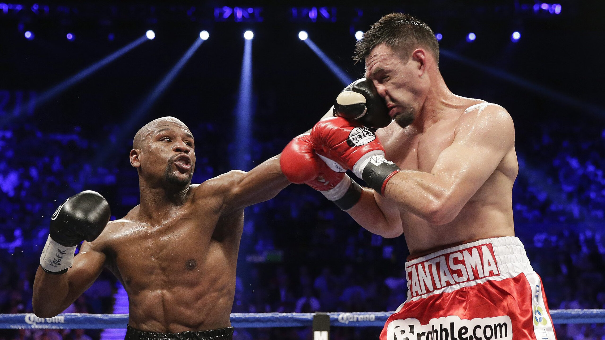 开云体育中国-铁血之夜！爱德华兹点燃赛场，广厦决胜局力擒骑士夺赛点